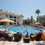 Club Anastasia - Family Aparthotel 3*