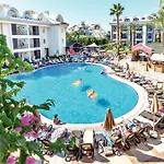 Club Anastasia - Family Aparthotel 3*