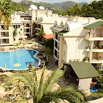 Club Anastasia - Family Aparthotel 3*