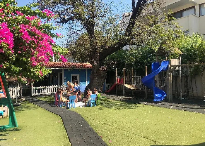 公寓式酒店 俱乐部阿纳斯塔西娅 - 家庭酒店 3*