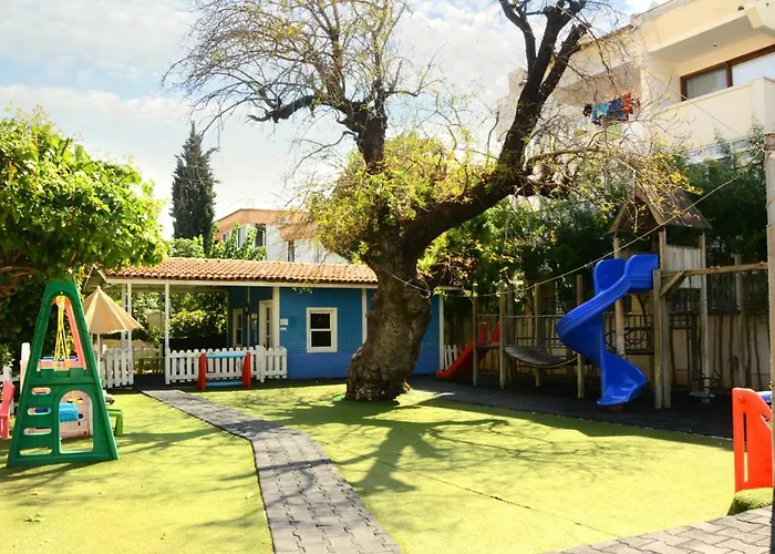 Aparthotel Club Anastasia - Family 3*